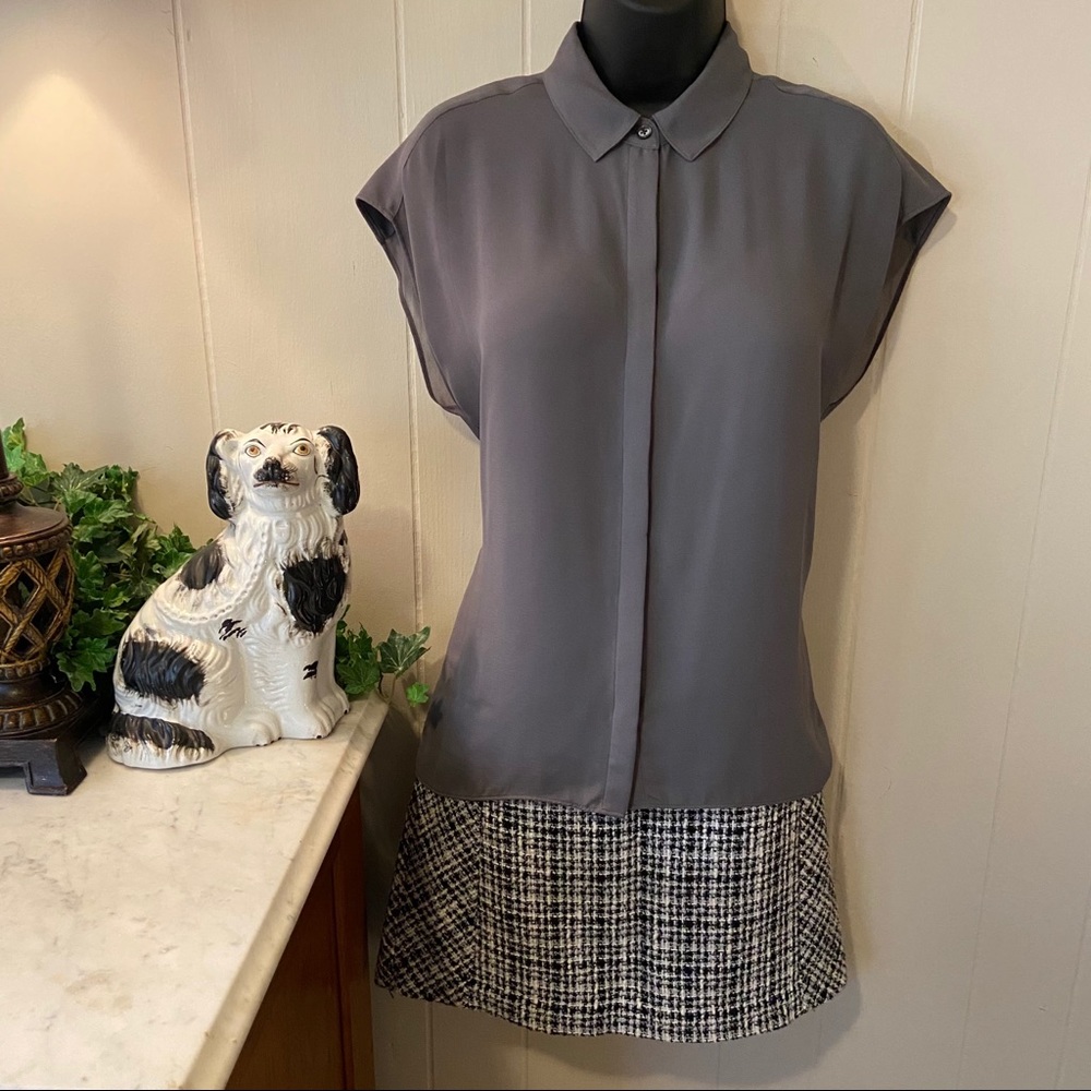 Pleated Back Blouse by Banana Republic sz small